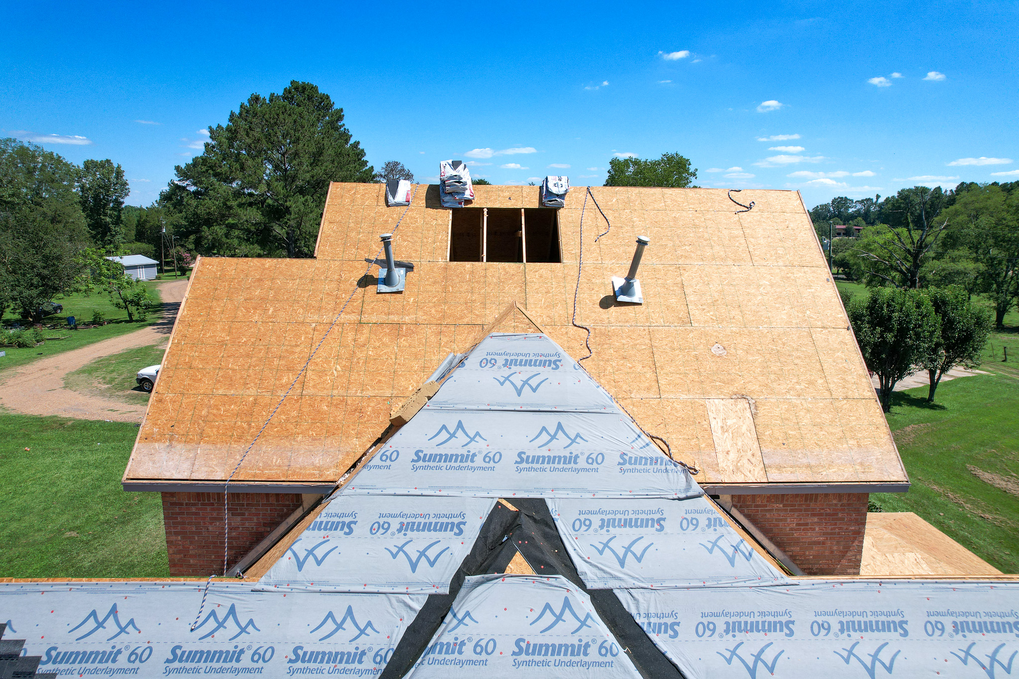 Expert Roof Repairs in Mendenhall MS