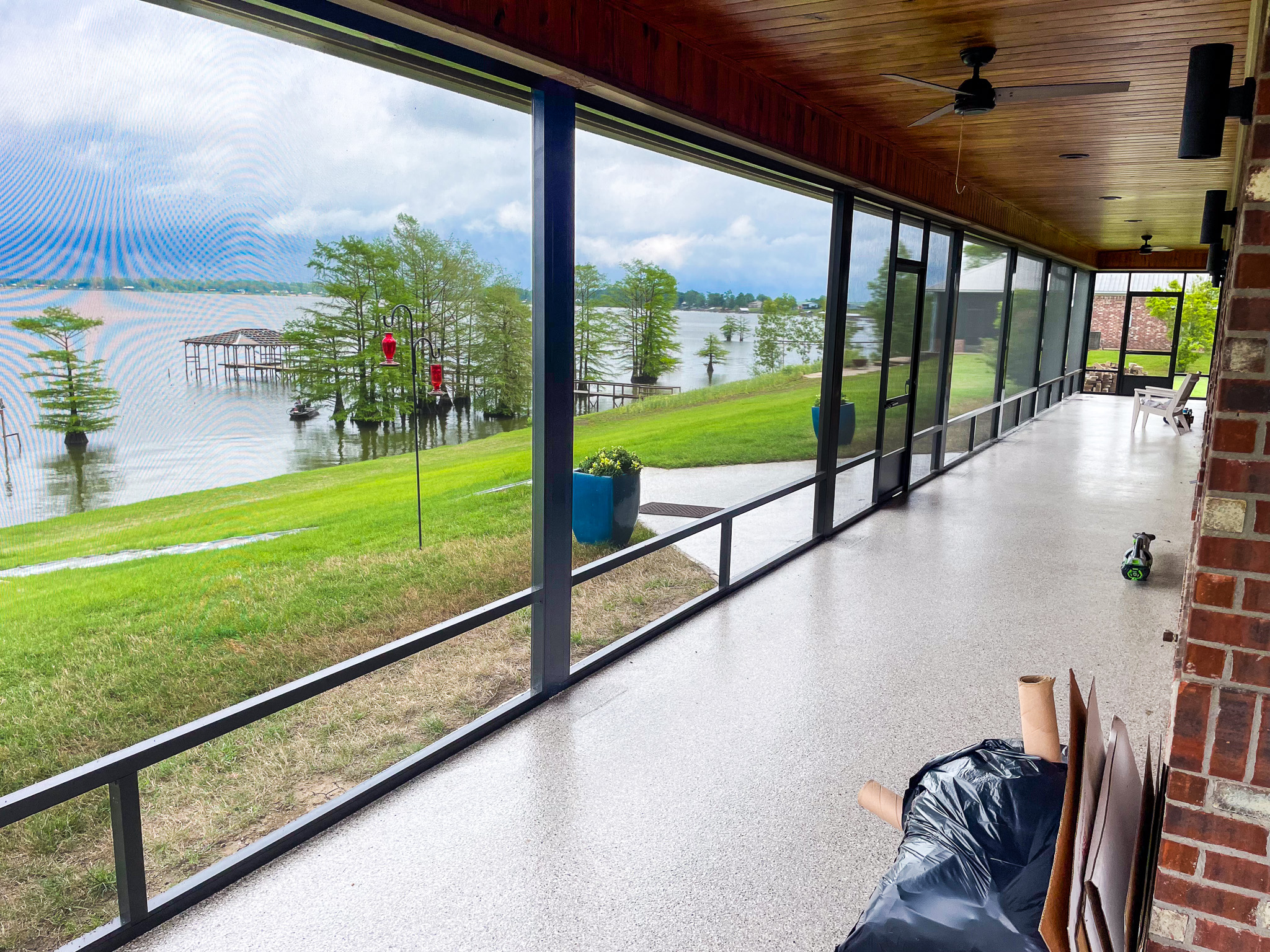 "Custom aluminum screen enclosure installed on Mississippi lakefront home"</p>
<p>